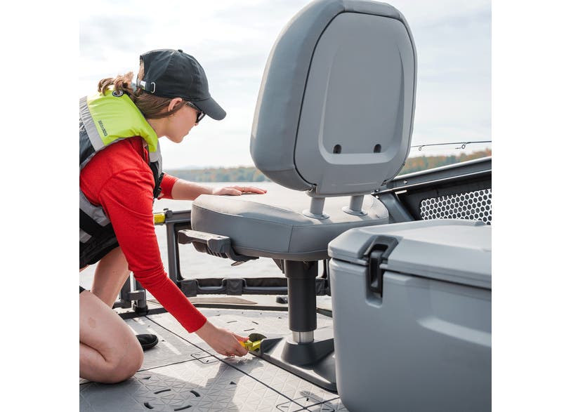 Quick-Attach Fishing Pedestal Seat for Switch Pontoon