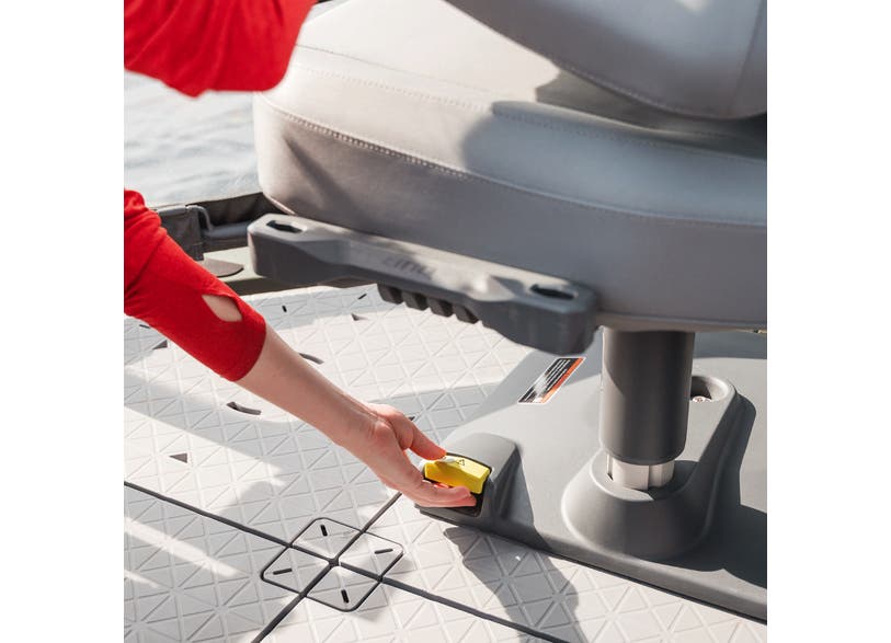 Quick-Attach Fishing Pedestal Seat for Switch Pontoon