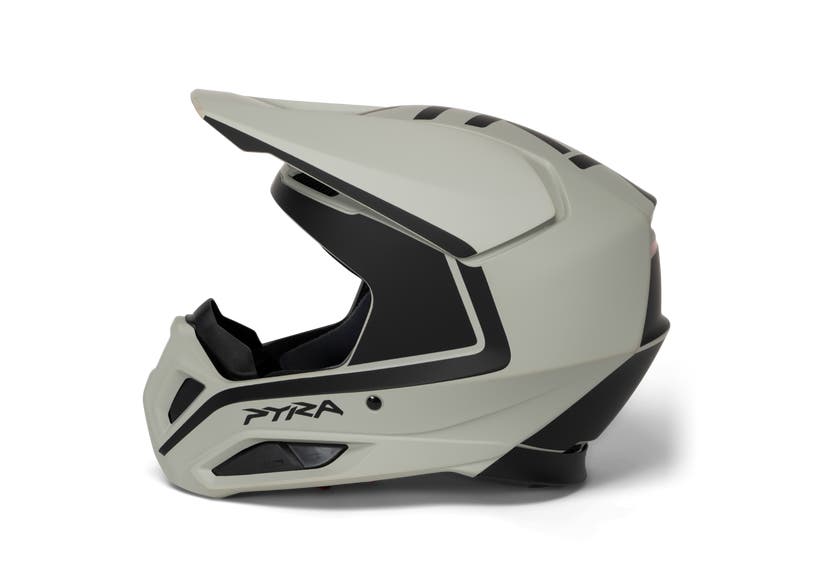 Ski-Doo Pyra Ultra-Light Helmet (DOT/ECE)
