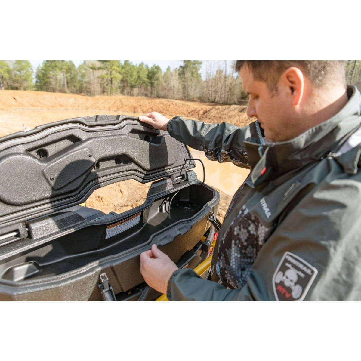 LinQ 11.5 Gal (43L) Audio Cargo Box